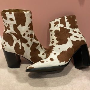 Brown cowprint boots
